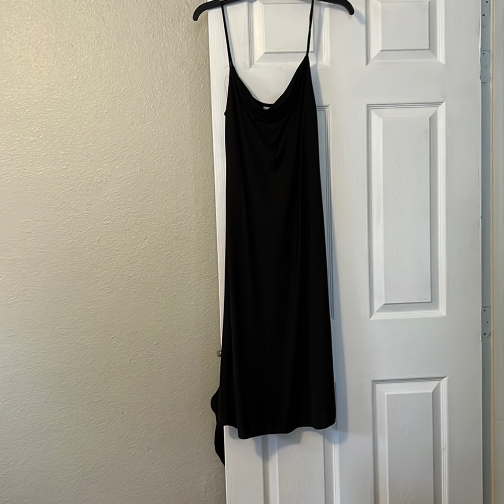 Black mid dress size medium only wore once! From tj maxs